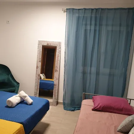 Terminal 4 Hostel Lissabon